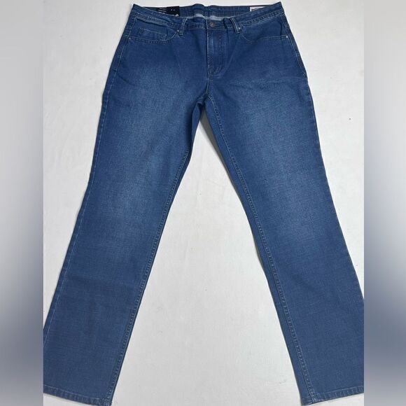 Buffalo David Bitton | NWT Jackson Straight Stretch Jeans - Picture 1 of 5